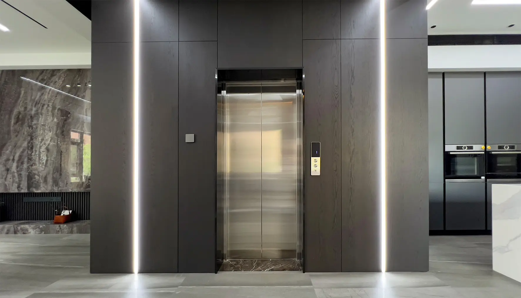 SIVA Passenger Lift